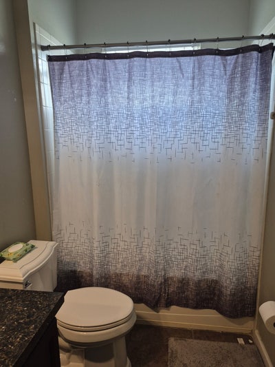 Private room and bath  Main Photo