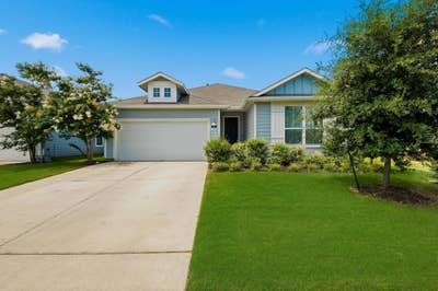 Comfortable Niederwald living with spacious common Main Photo
