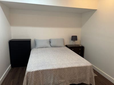 Room for Rent_Move_In Ready! Main Photo