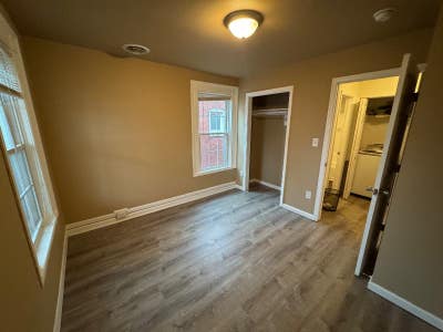 Cozy 1 Bed 1 Bath Room in Winchester_Available _$ Main Photo