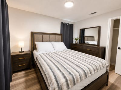 Magnolia Serenity Suite | Furnished Mid_Term Room Main Photo