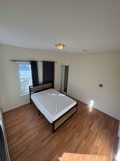 Private room for rent in shared space$850  monthal Main Photo