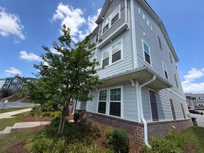 Newly added pad in Charlotte Main Photo