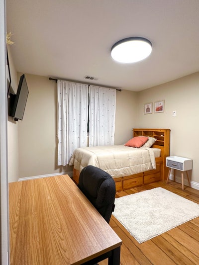 Private Room for Rent Main Photo