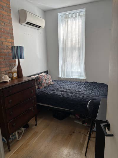 Room Available in a 3BR Apartment – Ridgewood, Que Main Photo