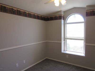 Room for rent in nice Surprise AZ home  Main Photo