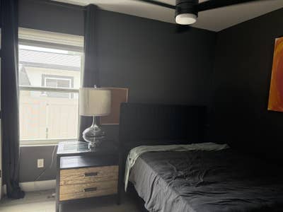Room for rent with Private Bathroom Main Photo