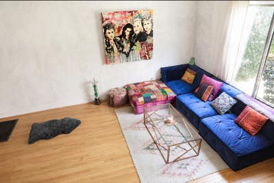 1 large bedroom avail in 2 bed Townhouse  Main Photo