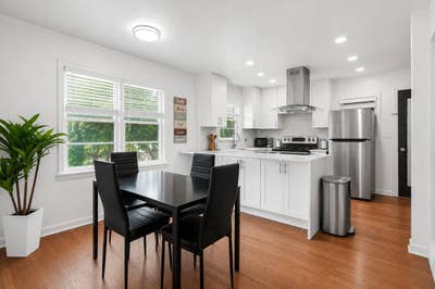  Modern Home in East Atlanta: Fully Furnished, Com Main Photo