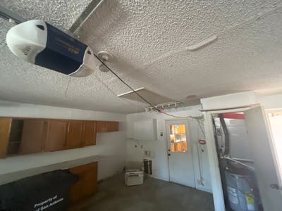 Lackland area home Main Photo
