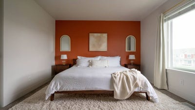 Modern City Retreat with Private Balcony & Views Main Photo