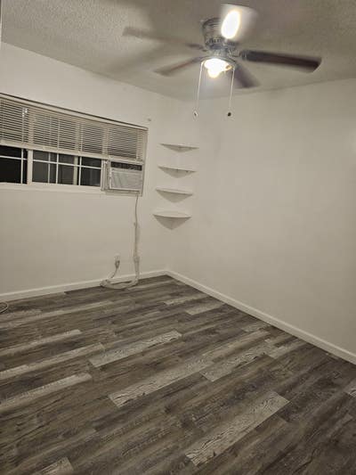 Unfurnished Room in Shared Apartment Main Photo