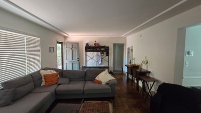 Room available in quiet neighborhood of Kensington Main Photo