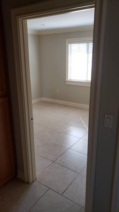 Private bed/bath - 2 story townhouse - AC, laundry Main Photo