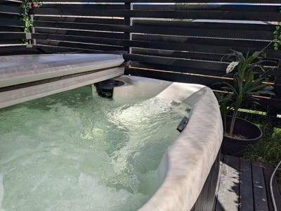 Come Stay at the Lee Spa House - Furnished Main Photo