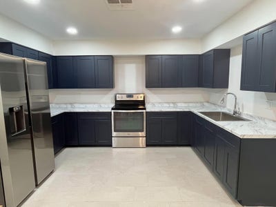 Big Rooms, Bigger Savings: Entire House at Half th Main Photo