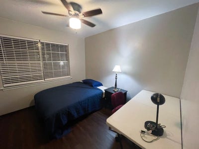 Fully Furnished Room in the heart of Denton! Main Photo