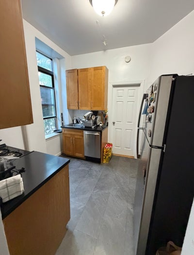 Bedroom in UES with all utilities $2100 Main Photo