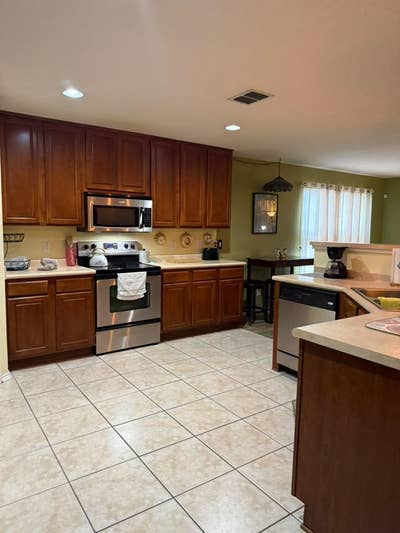  Not Your Average home! Spacious 5BR, Fully Manage Main Photo