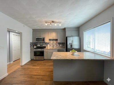 Rooms for Rent – Renovated 4 Bed 2 Bath Main Photo