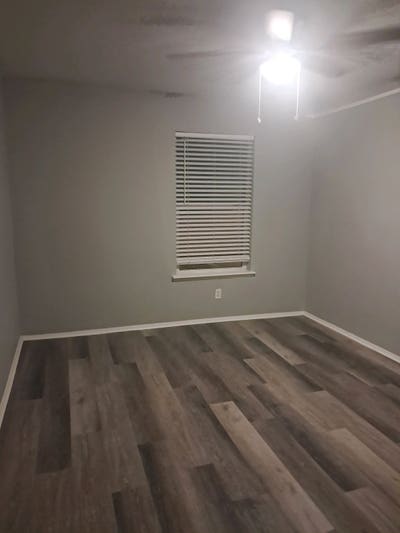 Looking for someone to sublet my friends lease!! Main Photo