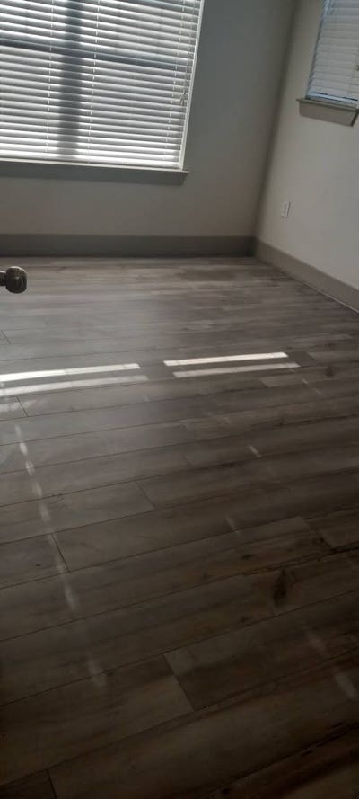 Super Low Costs Housing/ 1 Room in my Apartment! Main Photo