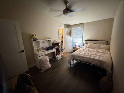 Urgently Needing 1 Roommate Main Photo
