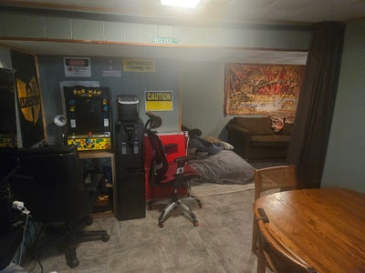 Small bdrm furn. Ranch house Main Photo