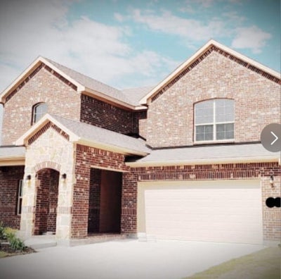 Beautiful home in Krum, TX Main Photo