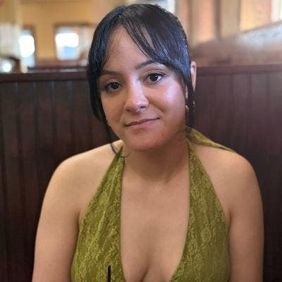 I am a professional female aged 32. I have an... Main Photo