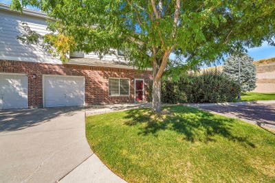 1 Bedroom BathroomCondo in Arvada with Large Attac Main Photo