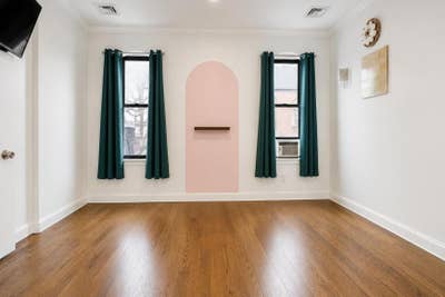 Quiet Private Room Available Today Main Photo