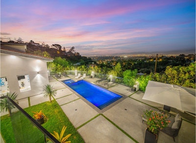 Stunning resort style home Main Photo