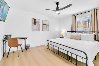  Newly Renovated 🛠️ | Dual Kitchens ️ | Smart TVs Main Photo