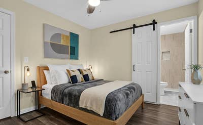  Cozy & Modern Orlando Living – Near Universal!  Main Photo