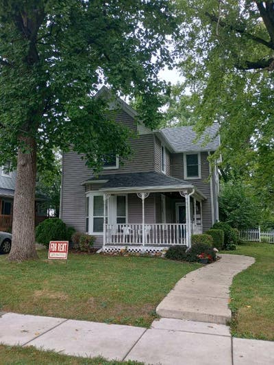 1 BR,1 bath sq. ft. Just remodeled. Main Photo