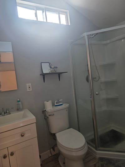 STUDIO   Semi_Furnished Private Entry_Clean_Quite  Main Photo