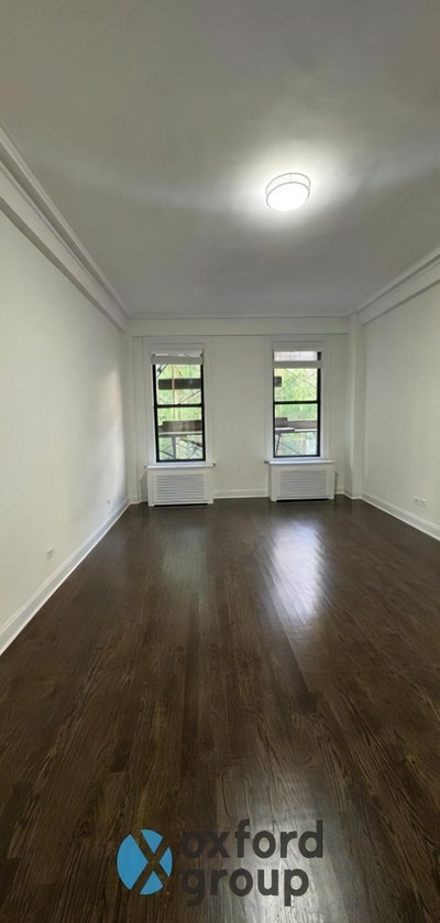 Private Room Available –  Include Your Contact Inf Main Photo