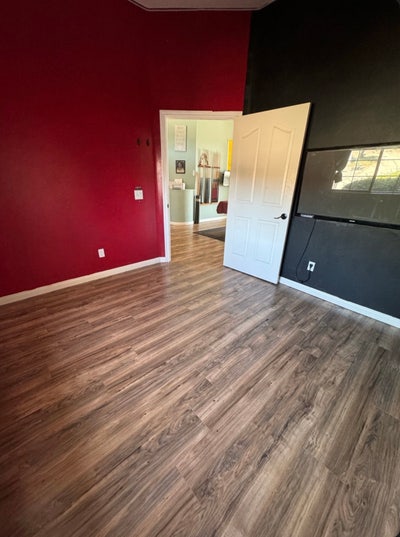 Cozy room for rent  Main Photo