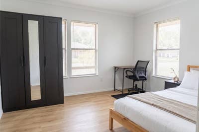 Cozy Room Near Lake Arlington & Major Highways Main Photo