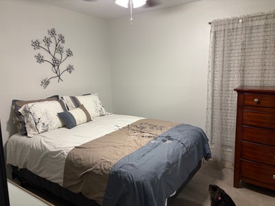Spare bedroom for rent! Main Photo