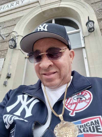 Room wanted in West New York, NJ Main Photo