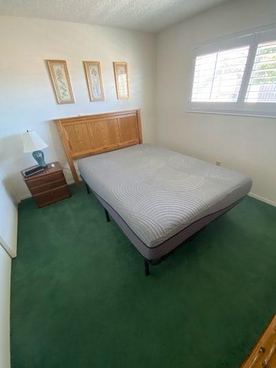 Room for rent  Main Photo