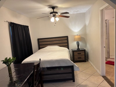 Private entrance, private bathroom! Main Photo