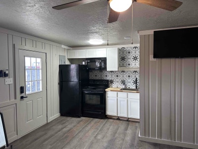 Studio for rent in Samburg Main Photo
