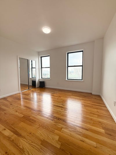 550 w 157 st (In front of 1 train) No Broker Fee  Main Photo