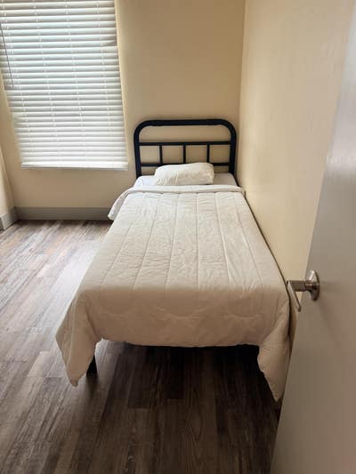 SRO Apartment heart of East Village San Diego Main Photo