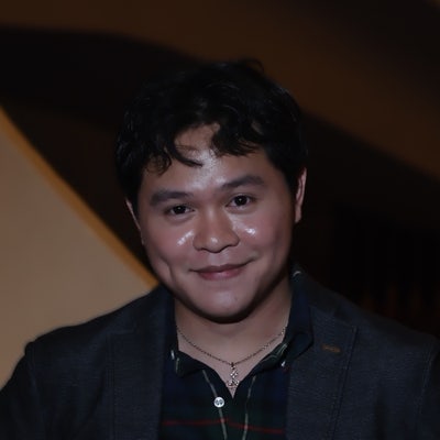 Professional Male seeks a large room Main Photo