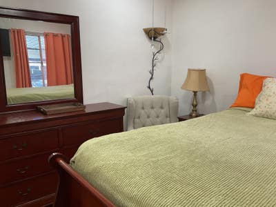 Room for rent Main Photo