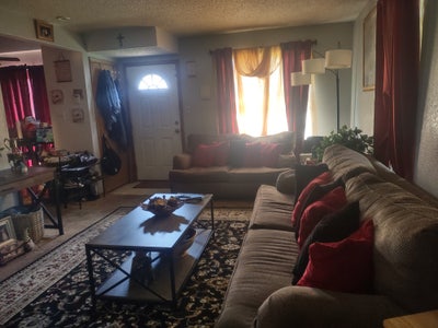 Fully furnished and decorated room available! Main Photo